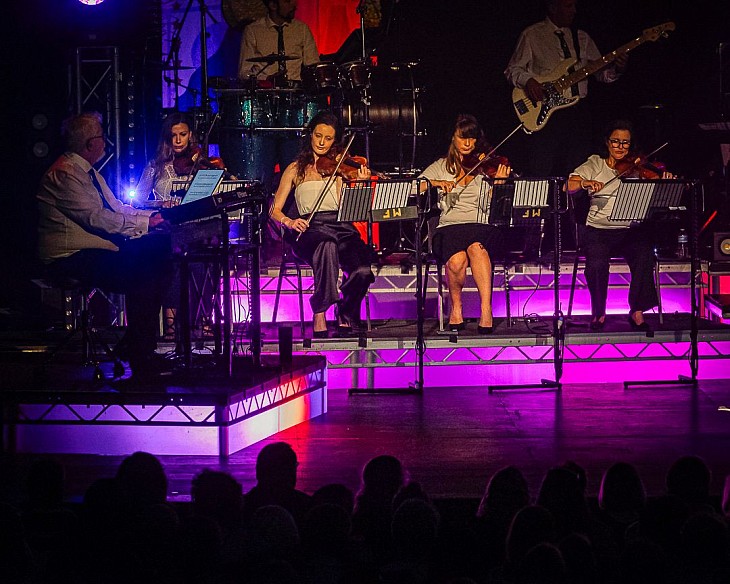 Welcome to the Orchestral Edition of the A Beautiful Noise Show Image 5